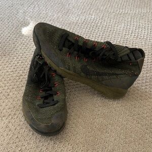 Nike FSB Chukka Sneakers